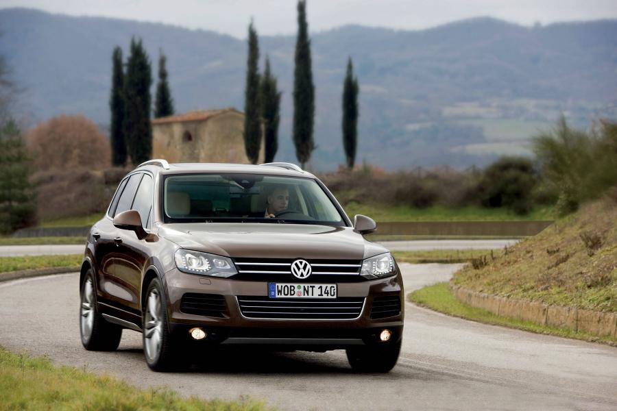  Volkswagen Touareg 2010 года  (фото 44 из 139)